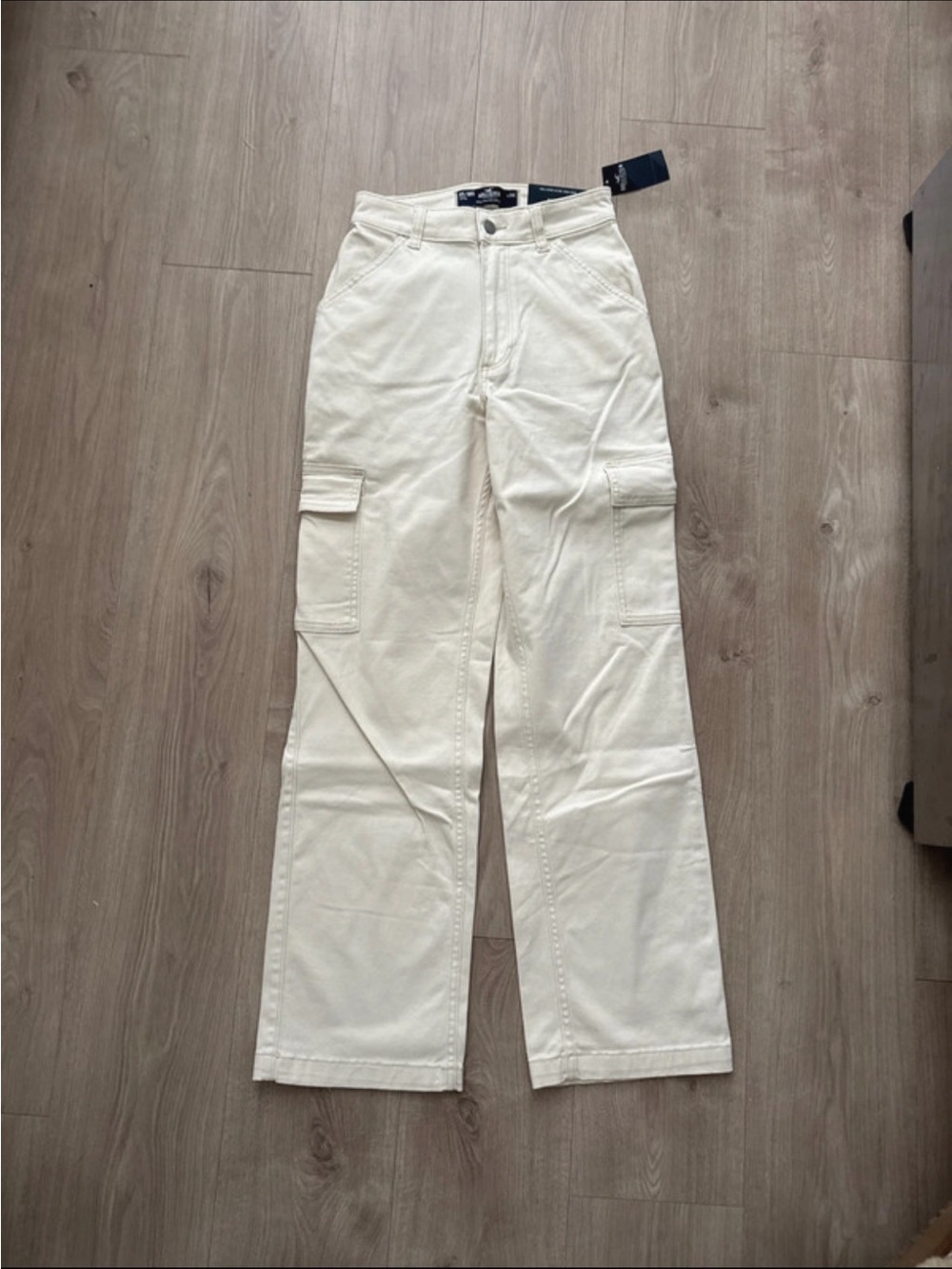 Hollister Cream Cargo Pants